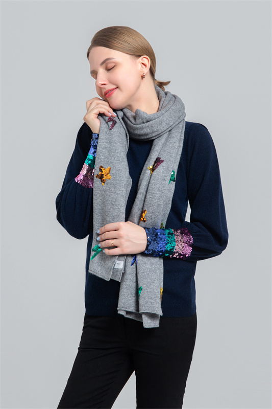 Long scarf with hand-stitched sequin stars Long scarf with hand-stitched sequin stars