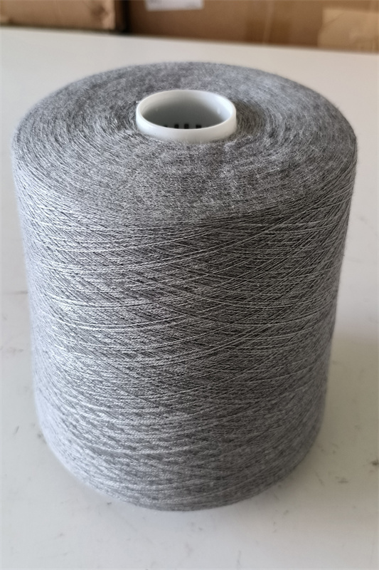Pure cashmere worsted yarn Pure cashmere worsted yarn